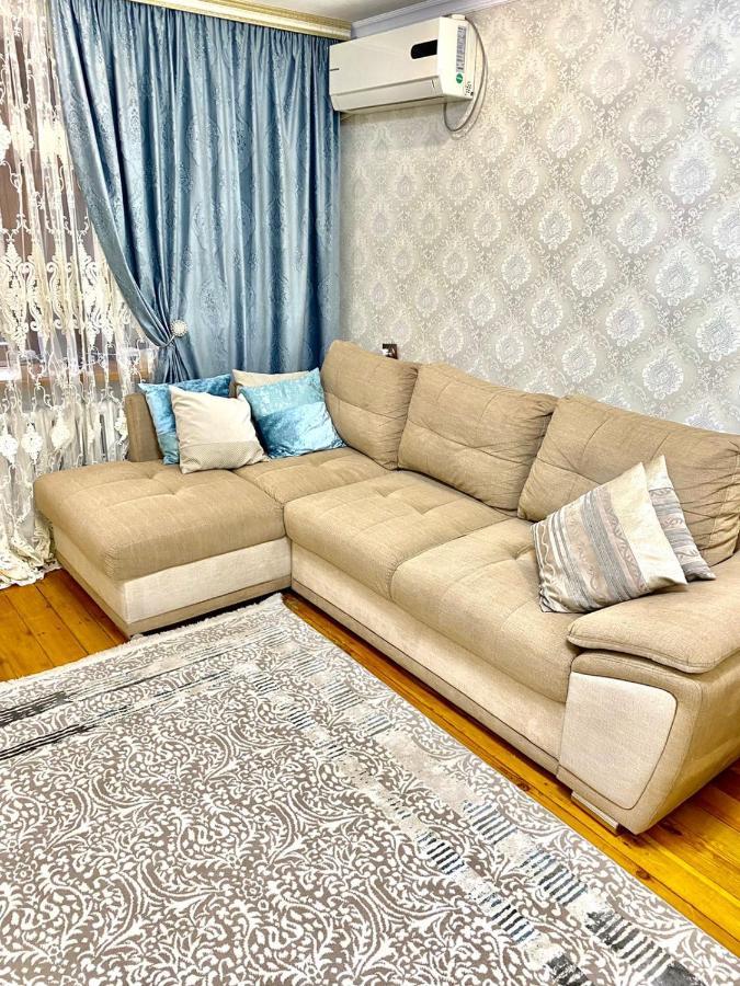 Apartamento Просторная 3 Комнатная Квартира На Арбате Almatý Exterior foto